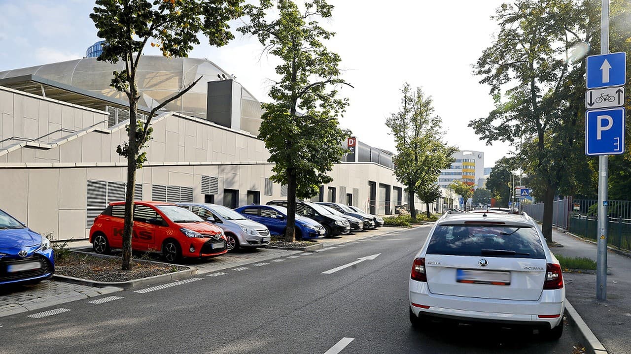 Technické problémy ušetrili peňaženky v Bratislave: Spustenie jednotného parkovania krachlo