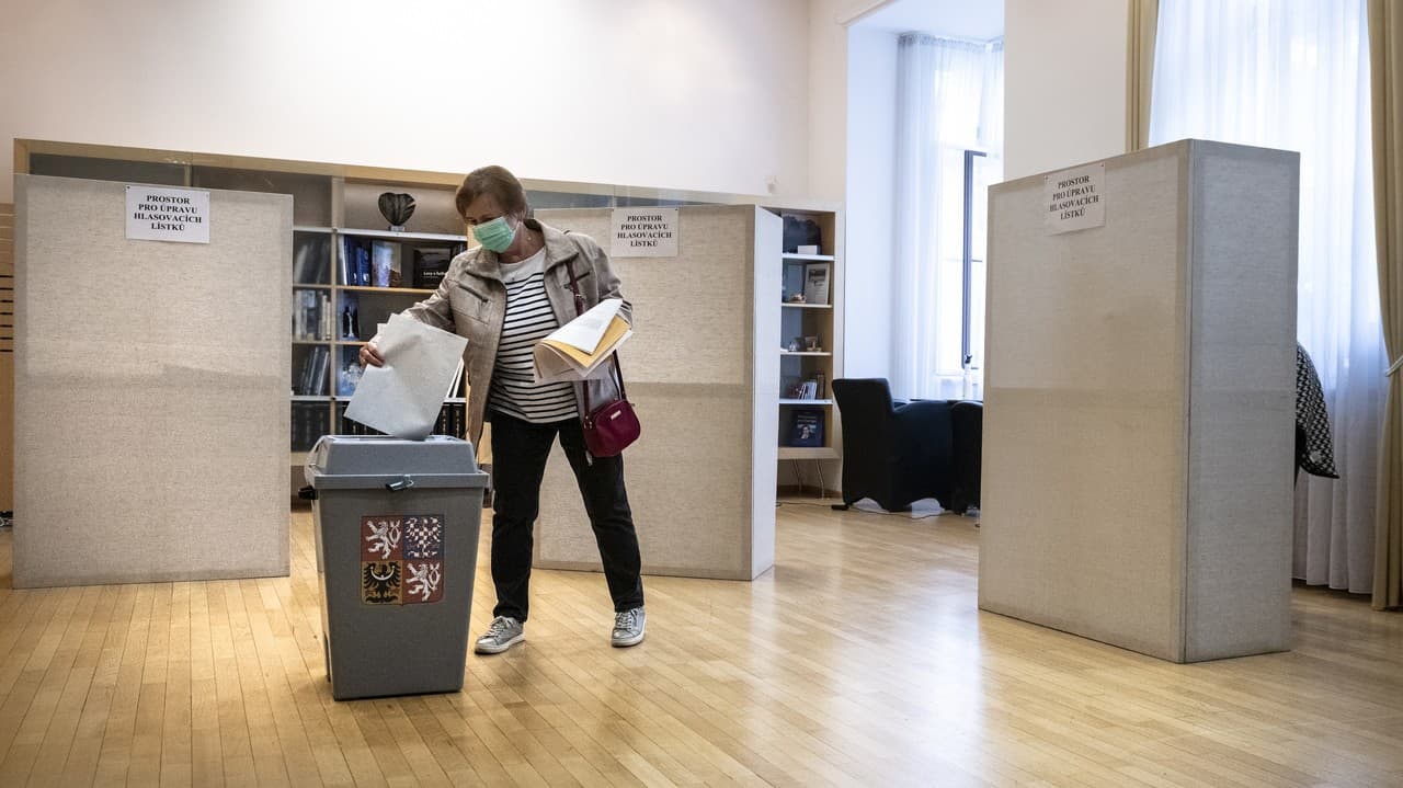 Parlamentné voľby v Česku: O hlasovanie v zahraničí je rekordný záujem
