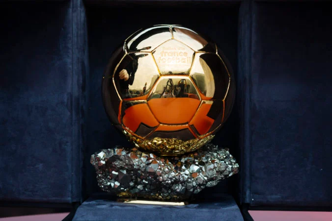 Komu udelia ocenenie Zlatá lopta za tento rok? Francúzsky denník favorizuje piatich futbalistov