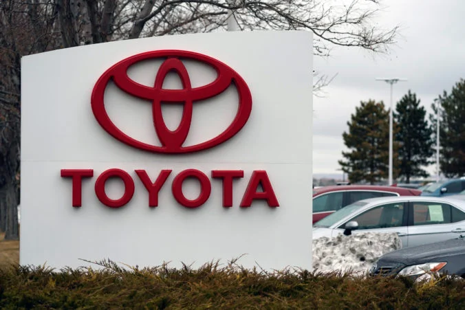 Toyota plánuje vybudovať úplne nový závod, vyrábať bude batérie pre hybridné a plne elektrické autá