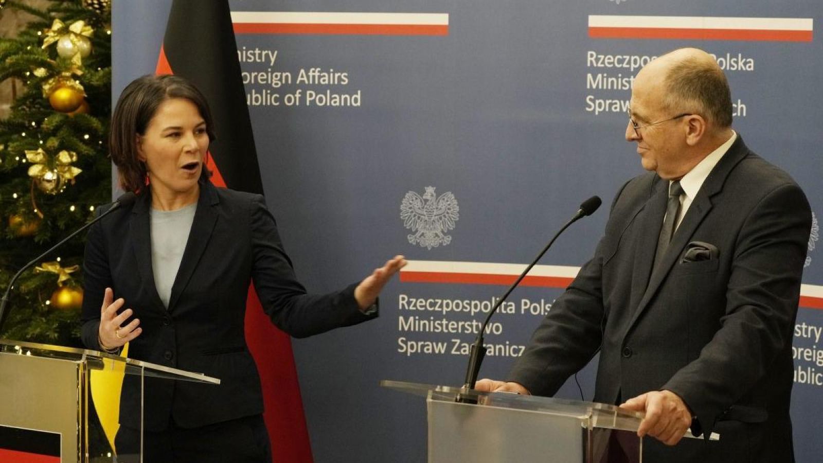 Nová šéfka nemeckej diplomacie otvorila v Poľsku aj otázku právneho štátu