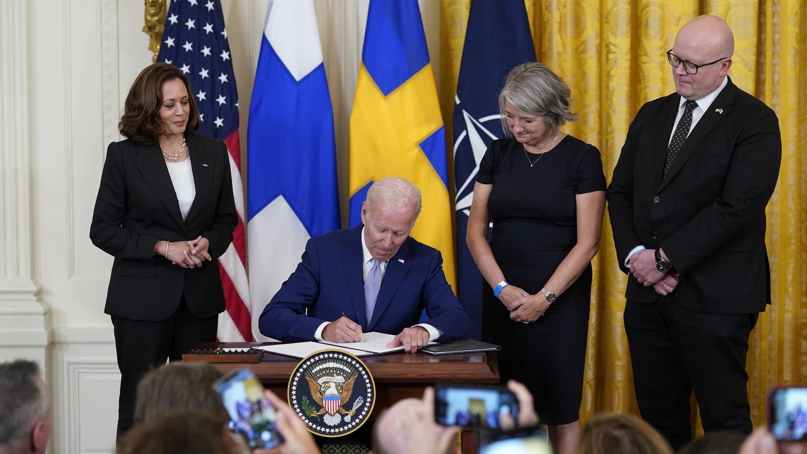 Spojené štáty zavŕšili ratifikáciu vstupu Fínska a Švédska do NATO