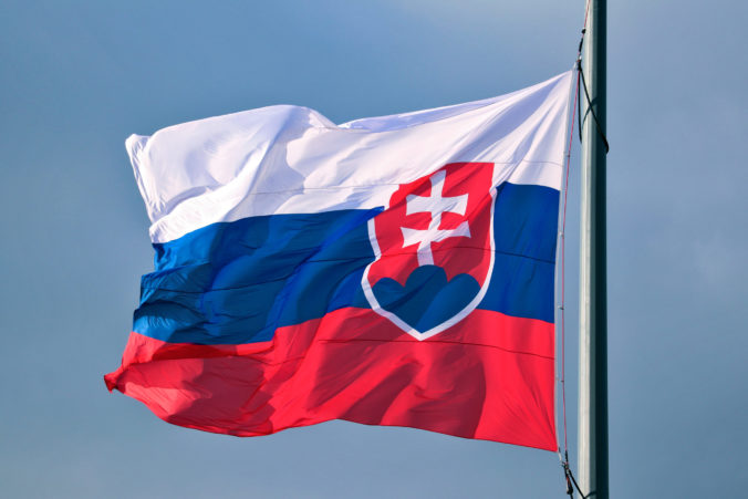 Pre 88 percent Slovákov je dôležité žiť v demokraticky riadenom štáte. Sme pod priemerom, ale Česi sú na tom ešte horšie￼