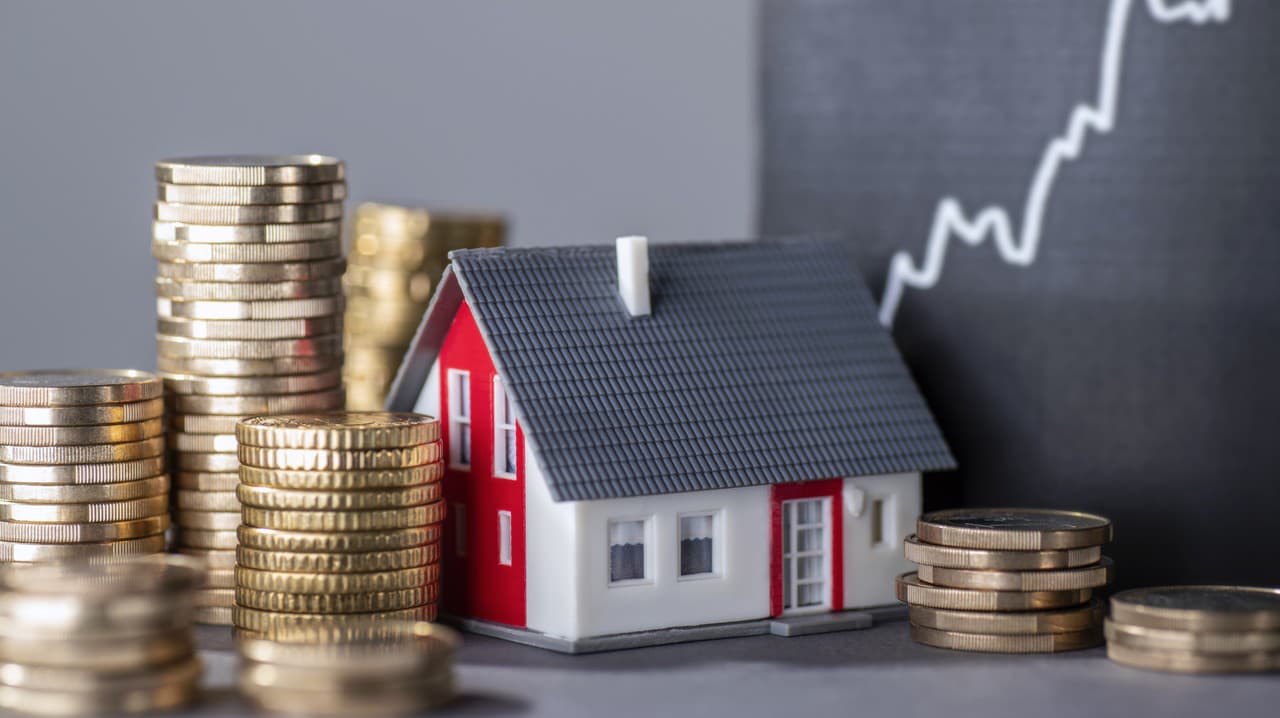 Hypotéky na Slovensku sa opäť predražia! Kam až poletia úroky? Analytik prezradil príšerný scenár