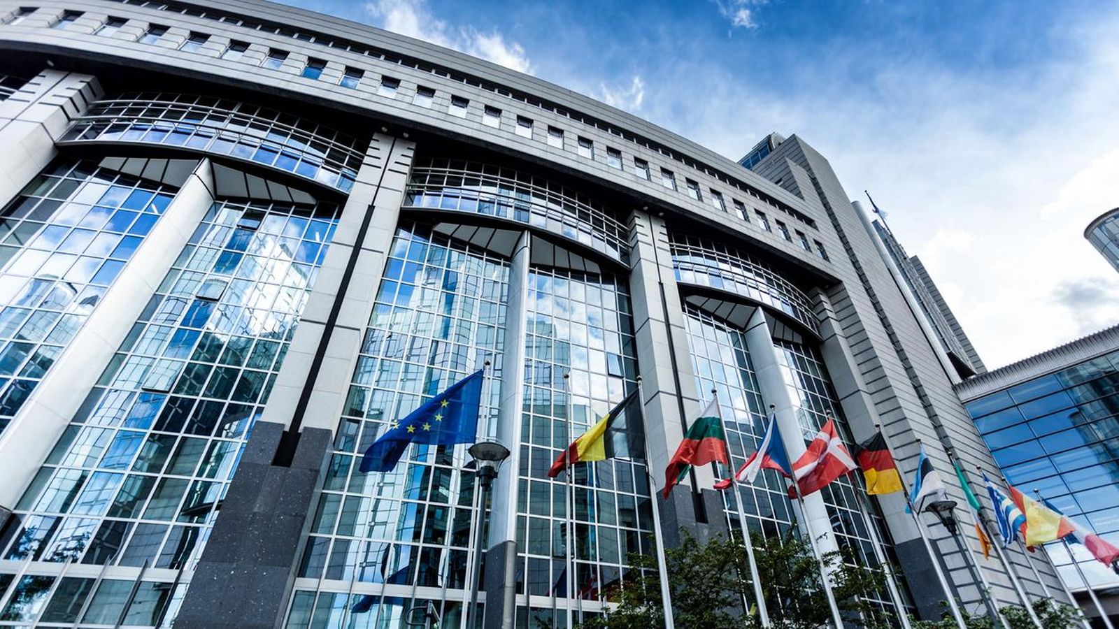 Euroinštitúcie majú čas do polnoci, aby sa dohodli na rozpočte na rok 2023