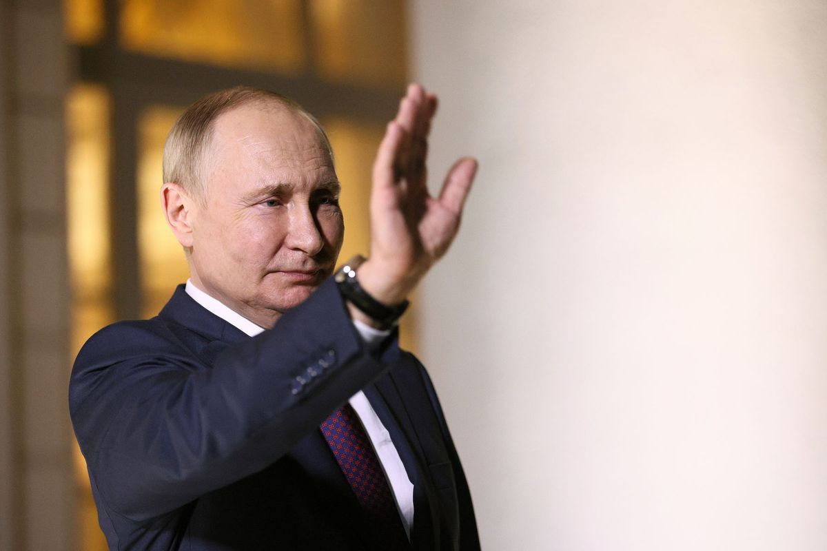 Západné sankcie spôsobujú Rusku ťažké straty. Ťažba čierneho zlata sa prepadne