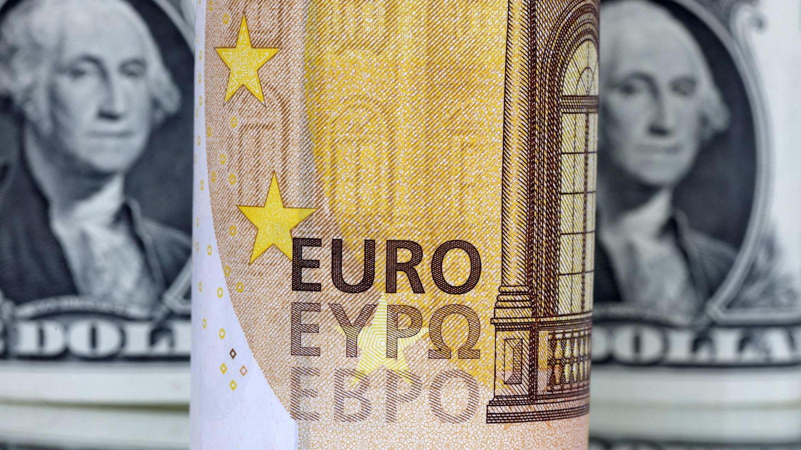 Euro sa opäť posilnilo a je blízko 9-mesačného maxima