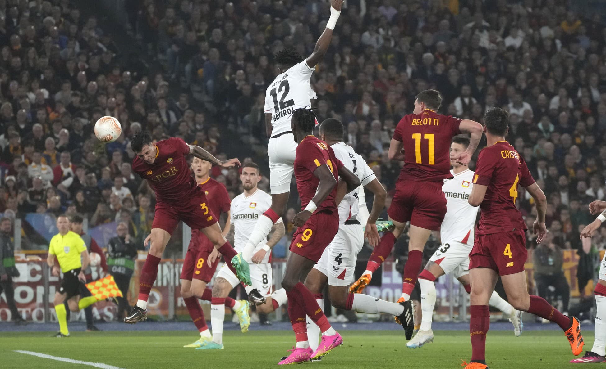 AS Rím doma ustrážil strelcov Leverkusenu, Juventus zachraňoval remízu v posledných sekundách